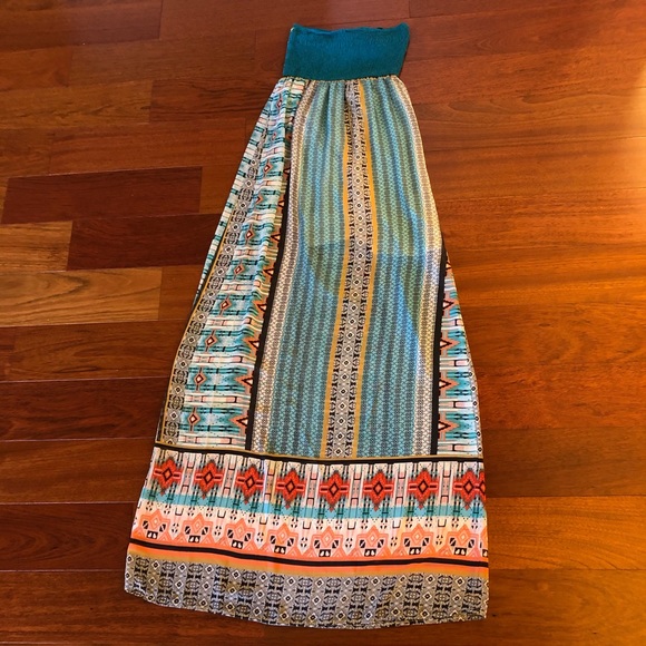 Flying Tomato Strapless Maxi Dress - Picture 2 of 8